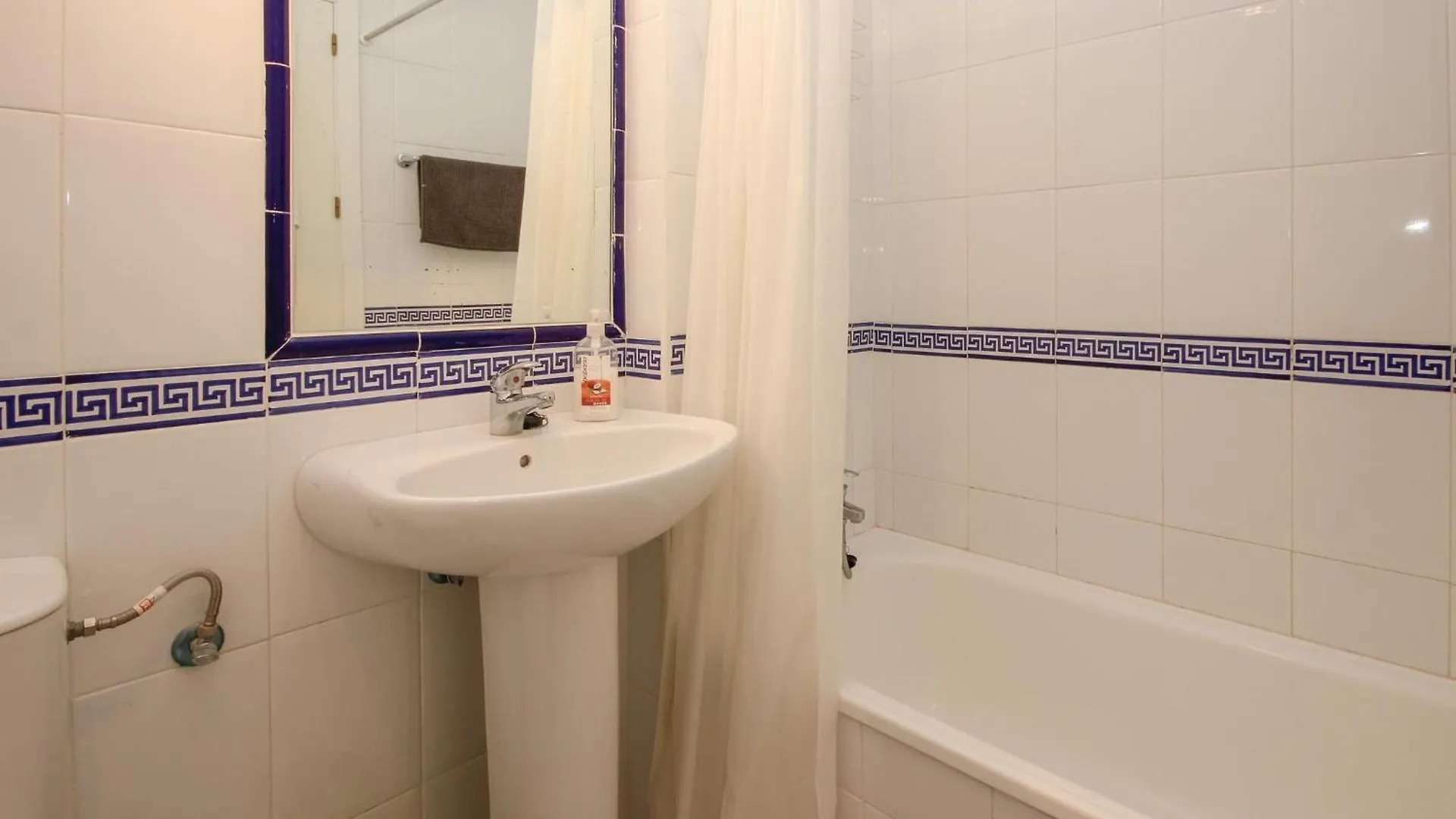 Cozy Apartment In Miraflores With Wifi La Cala De Mijas